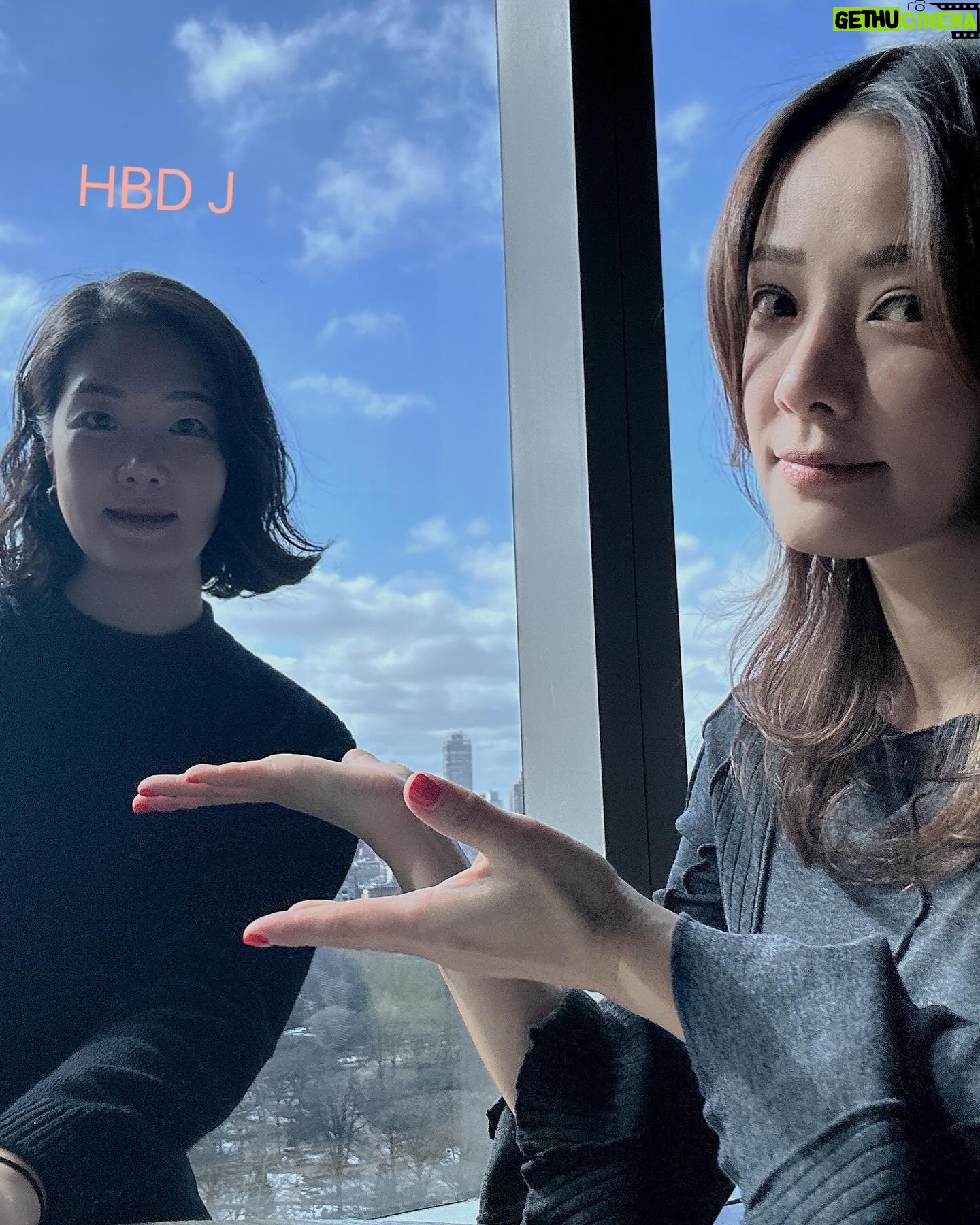 Son Tae-young Instagram - HBD,J ππ©·ππ»π미리 μΆνν΄~~~π