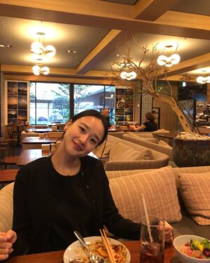 Son Yeon-jae Instagram - 🤍💚🤍