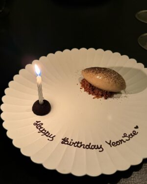 Son Yeon-jae Instagram - 생일 마지막은 남편이랑🎂🤍