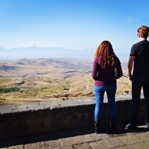 Sona Movsesian Instagram - Every year on April 24th I take a look back at photos of my trip to Armenia with @teamcoco. I’m so grateful I got to have that experience but even more grateful to my grandparents and great-grandparents who fought to survive so I could have the life I have. #armeniangenocide