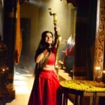 Sonam Lamba Instagram - On this day of Dussehra, Let us celebrate the triumph of good over evil. May the light of truth and righteousness Guide us on the path to success. May we all have the strength to overcome our inner demons and emerge victorious. Wishing u a very happy Dussehra.. 🙏😇