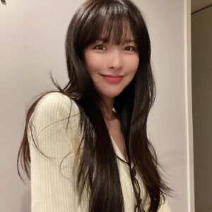 Song Joo-hee Instagram - 오랜만이지?😎