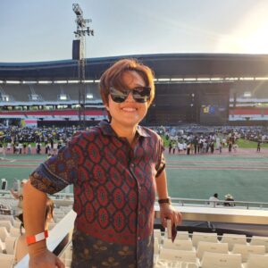 Song Eun-yi Instagram - 브루노마스 보러 가는 길 .
단백질 번대기로 체력충전! 
어렵게 티케팅해준 동생 덕에 
황홀한 밤

공연끝나자마자 현대카드 신청 완료
