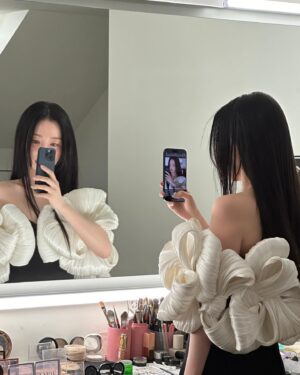 Song Ha-yoon Instagram - 