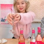 Song Hae-na Instagram - 너만 채울 수 있는 잔💕 #광고 #로제청하 #신상술 #크리스마스파티 #로제청하스파클링
