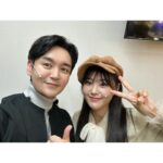 Song Ji-eun Instagram - 소중한 첫 뮤지컬❤️ 모두의 도움으로 저의 시작이자 2022년 가요톱텐의 마지막 공연을 마쳤습니다🫶🏻 마음의 여유가 없었어서 사진이 이것뿐이지만..🤦🏻‍♀️한분 한분 너무 멋졌어요! 잠자고 있던 텐션 끌어올려주셔서 감사해요❤️‍🔥❤️‍🔥