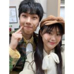 Song Ji-eun Instagram - 소중한 첫 뮤지컬❤️ 모두의 도움으로 저의 시작이자 2022년 가요톱텐의 마지막 공연을 마쳤습니다🫶🏻 마음의 여유가 없었어서 사진이 이것뿐이지만..🤦🏻‍♀️한분 한분 너무 멋졌어요! 잠자고 있던 텐션 끌어올려주셔서 감사해요❤️‍🔥❤️‍🔥