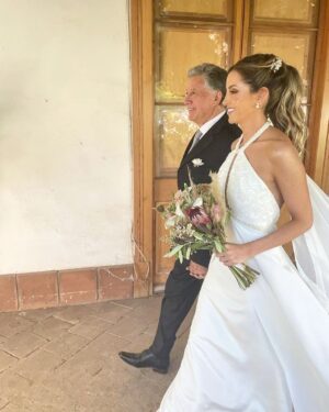 Sonia Fried Instagram - Del fin de semana en el matrimonio de los hijos de mis amigos @viviananunesmayol @miguel_a_zerene y #Gloria! 🤵🏻👰🏻‍♀️💍