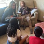 Sonia Fried Instagram – Con mi Familia el día de mi Cumpleaños. Agradecida de compartir un años más junto a mi Madre de 96 años. ❤️