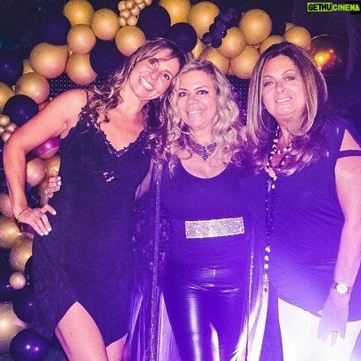 Sonia Fried Instagram - Fotos que me llegaron del cumpleaños de mi amiga. #viñadelmar #amigas❤