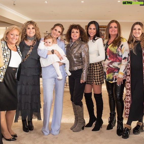 Sonia Fried Instagram - En el matrimonio civil de mi sobrino @yozafried y @josefinamaurin. Compartiendo en familia. #familia #matrimonio #unión #viñadelmar