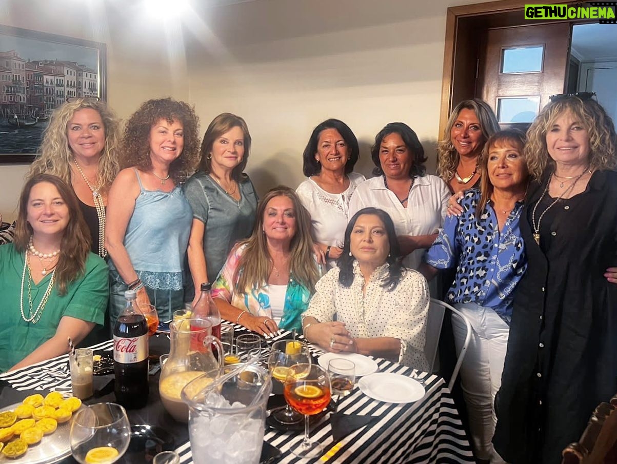 Sonia Fried Instagram - Muy agradecida de todos los llamados, mensajes y muestras de cariño por mi Cumpleaños, me hicieron sentir muy feliz, y en especial a toda la gente que compartio conmigo en la celebración. Los quiero mucho 🥰🎂🎊❤️