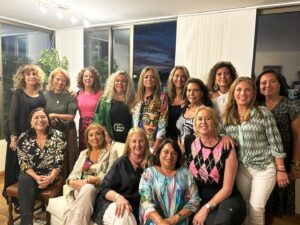 Sonia Fried Instagram - Celebración de mi Cumpleaños con mis Amigas y Familia. Feliz y Agradecida por sus mensajes y muestras de cariño. 🎂Agradecida de ❤️