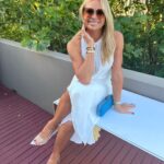 Sonia Kruger Instagram - Merry Christmas @michaelcasselgroup 🎅🏻🎄✨
