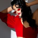 Sonia Rathee Instagram - Betty boop energy 💋 💄💈 @hairbyprem @makeupbykaranc 📸 @miteshsphotography Styled by @sameerkatariya92 Outfit @houseofvarada Sunglasses @_shophermosa_ Styled by @sameerkatariya92
