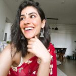Sonia Rathee Instagram - Sari vibes got me feelin a type of way 🌹
