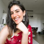 Sonia Rathee Instagram - Sari vibes got me feelin a type of way 🌹