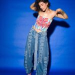 Sonia Rathee Instagram - 🫐🦋💎 Makeup: @makeupbykaranc Hair: @hairbyprem Photography: @miteshsphotography @sarthakgogna Denims @meenswear_ corset top @zi.p__ by @payal_zinal Accessories @baala_jewels Styled by @sameerkatariya92