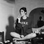 Sonia Rathee Instagram - Nike…just chew it 🍕 . . 📸 @dieppj #shotonfilm