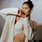 Sonia Rathee Instagram - Check yourself 🐏 Make-up - @makeupbykaranc Hair : @hairbyprem Photographer: @miteshsphotography @sarthakgogna Styled by : @sameerkatariya92 Ivory bodysuit with jacket Earrings @tarasha.india Rings @_shophermosa_ solikocommunications