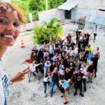 Sonia Rolland Instagram - Fin de tournage du bloc 1 ✨🎥✨ @tropiquescriminelsofficiel Saison6 / 4 épisodes en boite! Ces deux mois sont passés à une telle vitesse 🌪️ Merci à toi @julienseri pour ta passion et ta bienveillance! Merci à ta super team et bien sûr à nos supers “vétérans” pour ces moments réjouissants! Bravo encore à toutes et à tous! Quel kiffe encore une fois! Dernière vidéo @julienseri ce moment est un cadeau! Merci infiniment 🎥❤️✨ #TropiquesCriminels #Saison6 #Tournage #Bloc1 @federationstudios #France2 @france.tv
