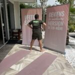 Sonia Tlve Instagram - Devinez qui est cette personne qui va démarrer le Summer Body 2024 ! Très difficile à trouver 🥰🥰❤️ 🚨🚨Sortie le 8 mai
