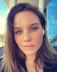 Actress Sonja Gerhardt HD Instagram Photos and Wallpapers October 2022