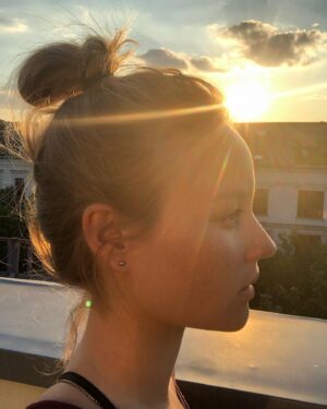 Sonja Gerhardt Instagram - Ein Atemzug, ein Tag, ein Monat, ein Jahr…die Zeit rennt und die Erinnerungen verblassen immer mehr…