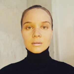 Sonja Gerhardt Instagram - 🖤