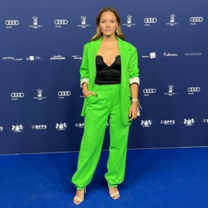 Sonja Gerhardt Instagram - Love this outfit! 💚

Danke @rominamann 🤍