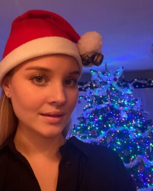 Sonja Gerhardt Instagram - Frohe Weihnachten ❤️