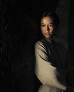 Sonoya Mizuno Instagram - TODAY! @houseofthedragonhbo @streamonmax 🐉