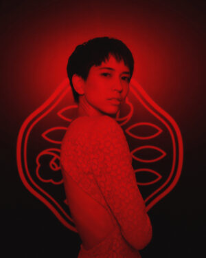 Sonoya Mizuno Instagram - @shiseido#beautyreimagined #visiblefeelsinvisible #launchingsoon 💮 @patrickta @bethfenton_  @mrmikerosenthal