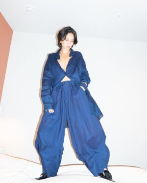 Sonoya Mizuno Instagram - @jaegerlecoultre #jaegerlecoultre #thegoldenratio  #ad Styling @bethfenton_  Make up @victoriamartinmakeup  Hair @bysky.hair  Photos @margoducharme