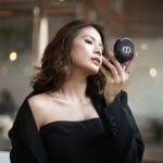 Sonya Pandarmawan Instagram – just checking lol