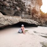 Sonya Pandarmawan Instagram – Kenapa ya bengong tuh enak?