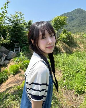 Soobin Instagram - 🏝️🐠🐬☘️🌱🪴🌼🌈