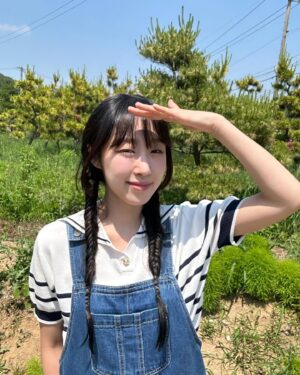 Soobin Instagram - 🏝️🐠🐬☘️🌱🪴🌼🌈