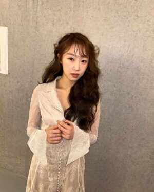 Soobin Instagram - 𝑁𝑎𝑡𝑎𝑠ℎ𝑎, 𝑃𝑖𝑒𝑟𝑟𝑒 & 𝑇ℎ𝑒 𝐺𝑟𝑒𝑎𝑡 𝐶𝑜𝑚𝑒𝑡 𝑜𝑓 1812 🩷