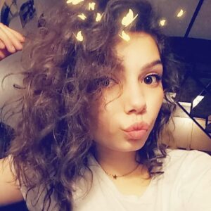 Sophia Rose Wilson Instagram - Natrual hair and no extensions .. 😬