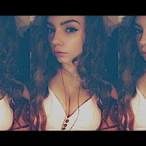 Sophia Rose Wilson Instagram - Ima hold you down