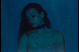 Sophia Tatum Instagram - Self portraits shot on expired Kodak gold film from ‘94 
@kodakprofessional 

#expiredfilm 
#kodakgold200 
#expiredkodakgold200 
#35mm 
#kodak 
#35mmfilm 
#selfportrait
#kodakprofessional 
#expiredfilmclub 
#shootfilmmag 
#cinematiclook 
#thinkverylittle 
#loadfilm 
#madewithkodak 
#filmisnotdead 
#timetobehave 
#thinkverylittle