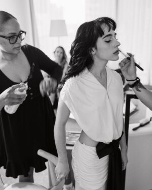 Sophia Anne Caruso Instagram - Behind the scenes moments in @loewe for my Opening Night Performance @greyhousebway 

Photos by @emiliomadrid 
Styling by @highheelprncess @loewe 

So proud of this terrifyingly beautiful play and our entire company. Joy fills me everyday sharing this haunting meaningful poem on stage and returning to Broadway with such wildly gifted artists.