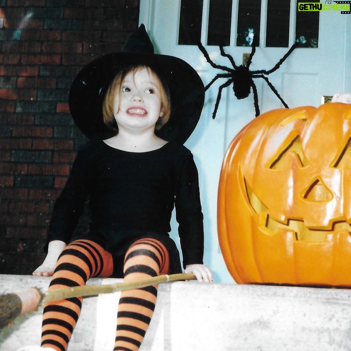 Sophia Regina Allison Instagram - The Halloween Bash is this Saturday 10/28 at @eastsidebowl. Come in your costumes, Nashville! Just a few tix left for our special show. Get there early to see @aaaveytttare and @totalwife on first 🧙♀️🕷️🎃 soccermommyband.com