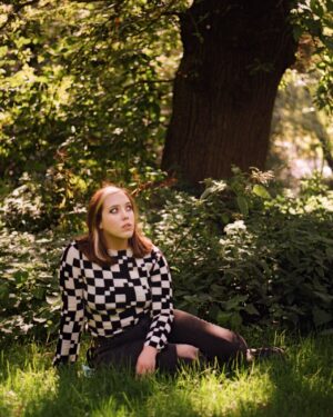 Sophia Regina Allison Instagram - Had a great chat with @katebrayden over at @thelineofbestfit about touring with @thenational and the songs I covered on my new 'Karaoke Night' EP! Check it out via link in bio. 

📸: @papa_whatever