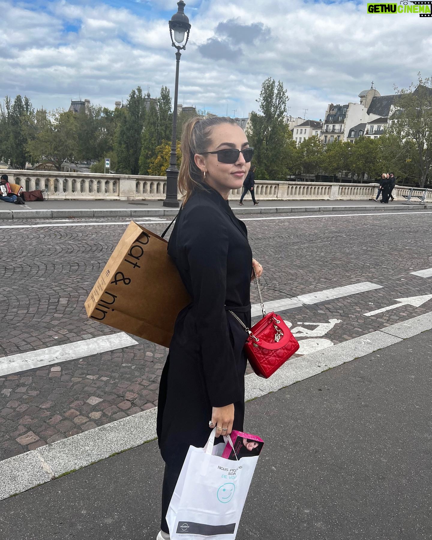 Sophie Levy - 3.9K Likes - It was a good year