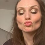 Sophie Ellis-Bextor Instagram - ❤️❤️⚡️Prague! Vienna! Zurich! Milan! What a joy this tour has been. Heart full. Xxx