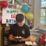 Sophie Grégoire Instagram – My beautiful pudgy big buddy is now 16! What a privilege it is to see you grow… keep trusting your intuition and unfolding your wings my son.

In guiding love, mama Sophie
❤️
Mon gros toutou d’amour a maintenant 16 ans! C’est un privilège de te voir étendre tes propres ailes. Suis ton intuition et ouvre ton cœur mon fils.

Ta maman qui t’aime, Sophie