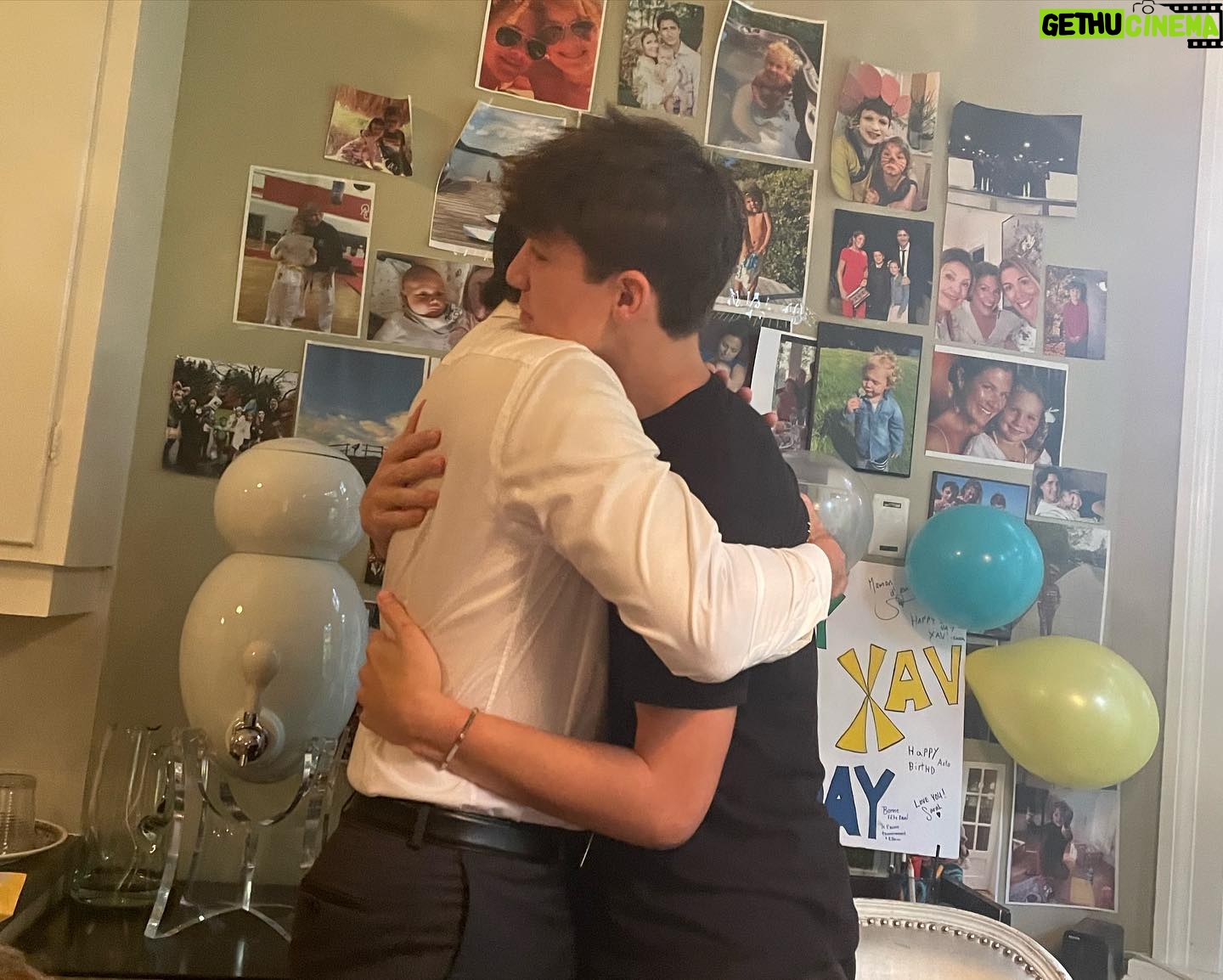 Sophie Grégoire - 16K Likes - My beautiful pudgy big buddy is now 16! What a privilege it is to see you grow… keep trusting your intuition and unfolding your wings my son.
In guiding love, mama Sophie
❤️
Mon gros toutou d’amour a maintenant 16 ans! C’est un privilège de te voir étendre tes propres ailes. Suis ton intuition et ouvre ton cœur mon fils.
Ta maman qui t’aime, Sophie
