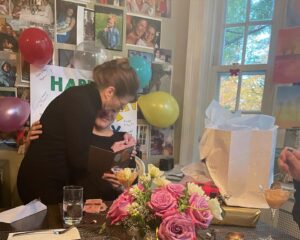 Sophie Grégoire Instagram - My beautiful pudgy big buddy is now 16! What a privilege it is to see you grow… keep trusting your intuition and unfolding your wings my son.

In guiding love, mama Sophie
❤️
Mon gros toutou d’amour a maintenant 16 ans! C’est un privilège de te voir étendre tes propres ailes. Suis ton intuition et ouvre ton cœur mon fils.

Ta maman qui t’aime, Sophie
